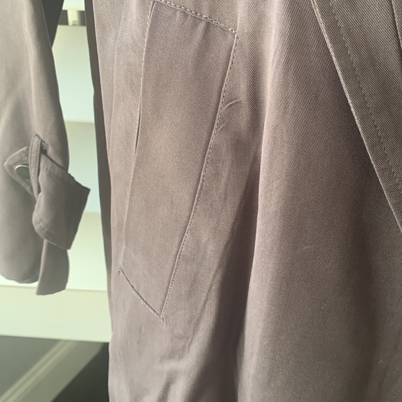 Gray Vigoss trench/duster, size small. - Picture 3 of 7